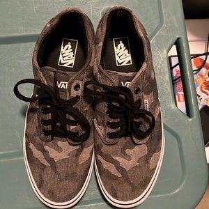 Men’s Gray Camo Vans 12.0M